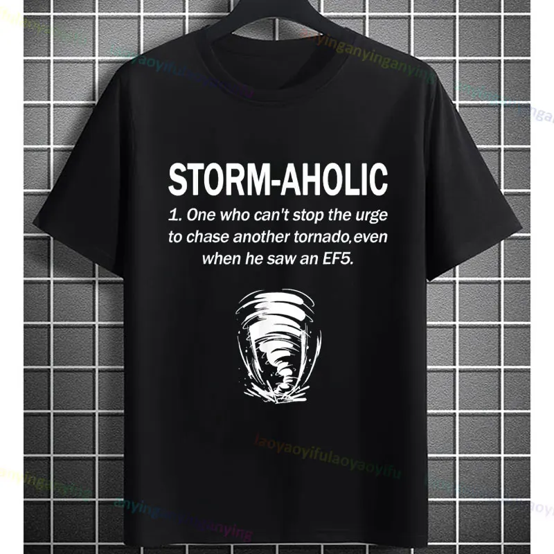 تي شيرت برسومات تورنادو تشيسر مع "لا يمكنك شراء السعادة ولكن يمكنك مطاردة العواصف" تي شيرت كاجوال بأكمام قصيرة من القطن 100%