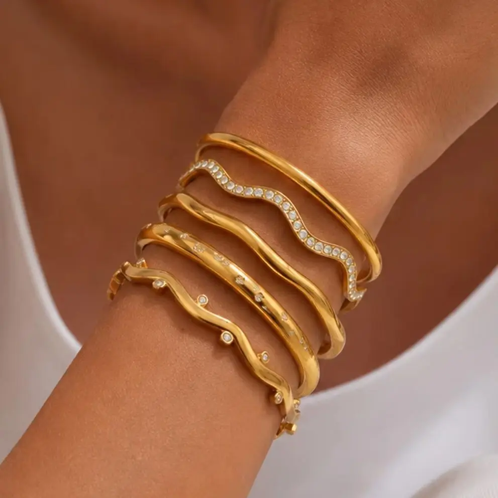 PuRui Minimalism 18K Gold Plated Stainless Steel Bangle Women Stackable Inlaid Rhinestones Wave Round Opening Cuff Bracelet