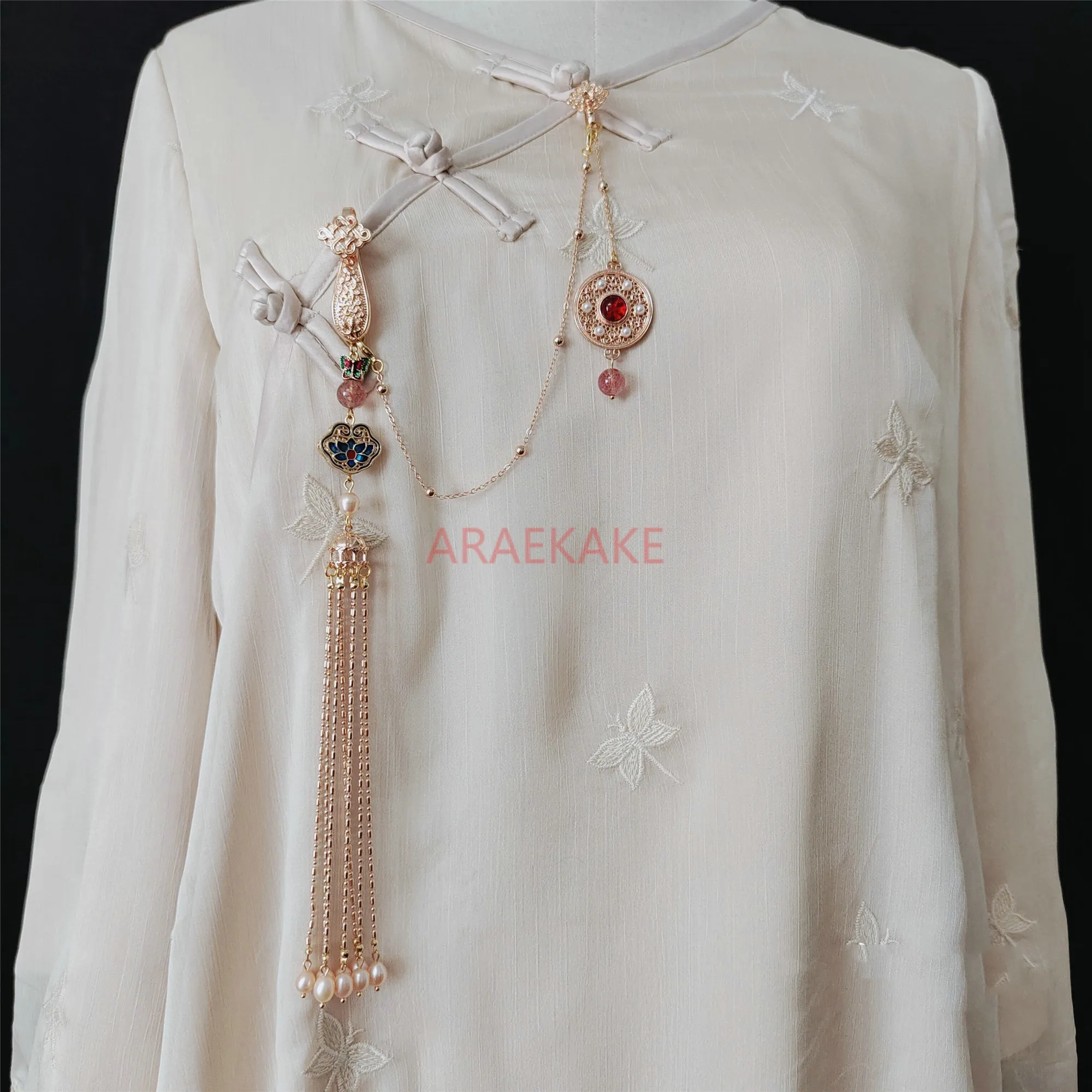 Retro court style cheongsam pendant with tassel and pearl accessories