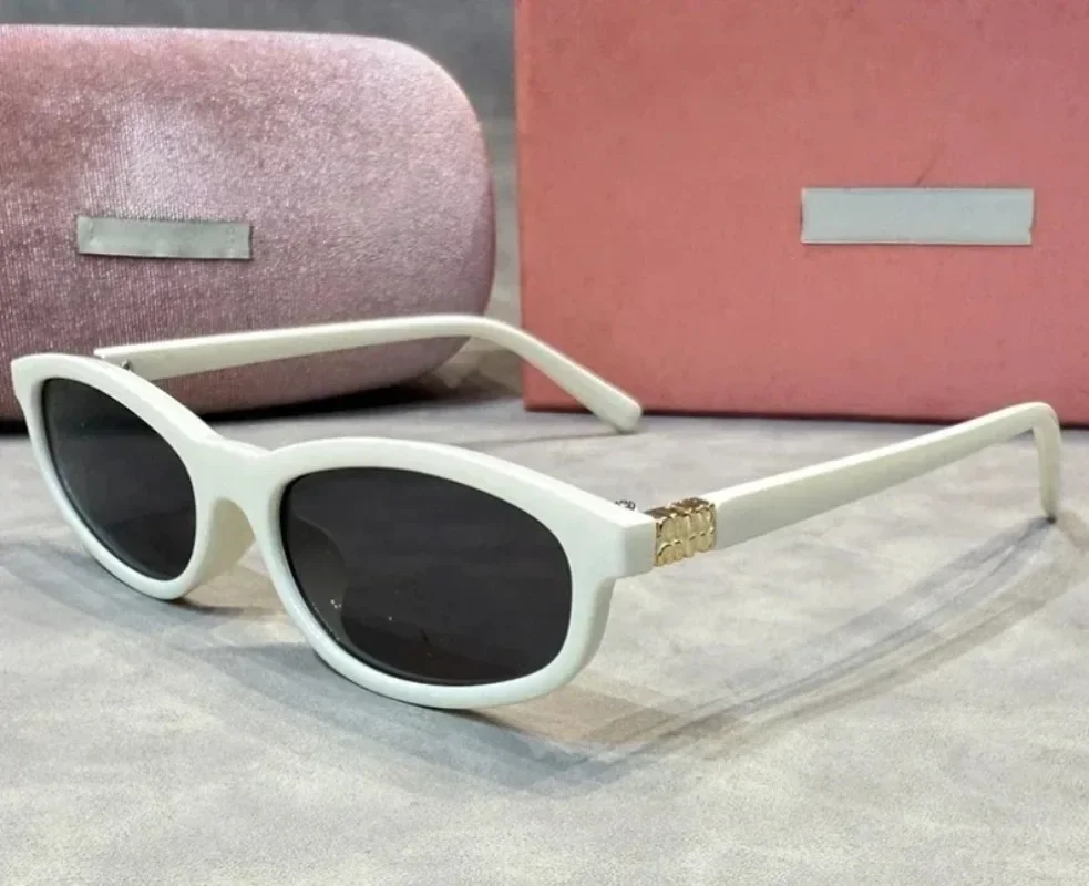 

‌ 2025 Новые круглые солнцезащитные очки в стиле ретро для женщин - поляризованные UV400, легкие, стильные для езды на велосипеде/на открытом воздухе, модная винтажная оправа