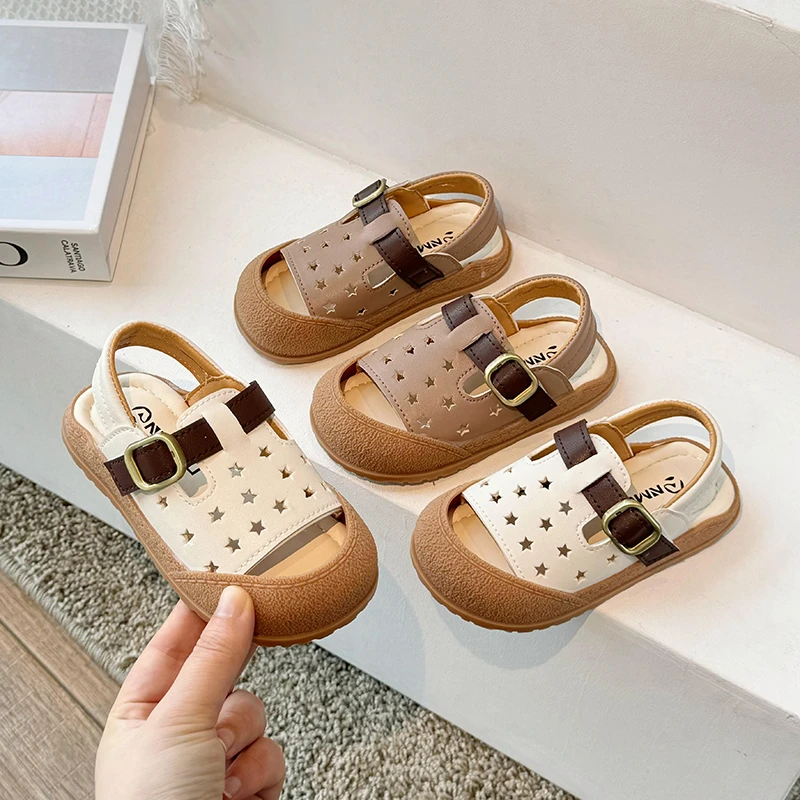 Estate bambini scarpe a piedi nudi per neonate ragazzi sandali Cut-out bambini sandali da spiaggia suola morbida antiscivolo scarpe da bambino per