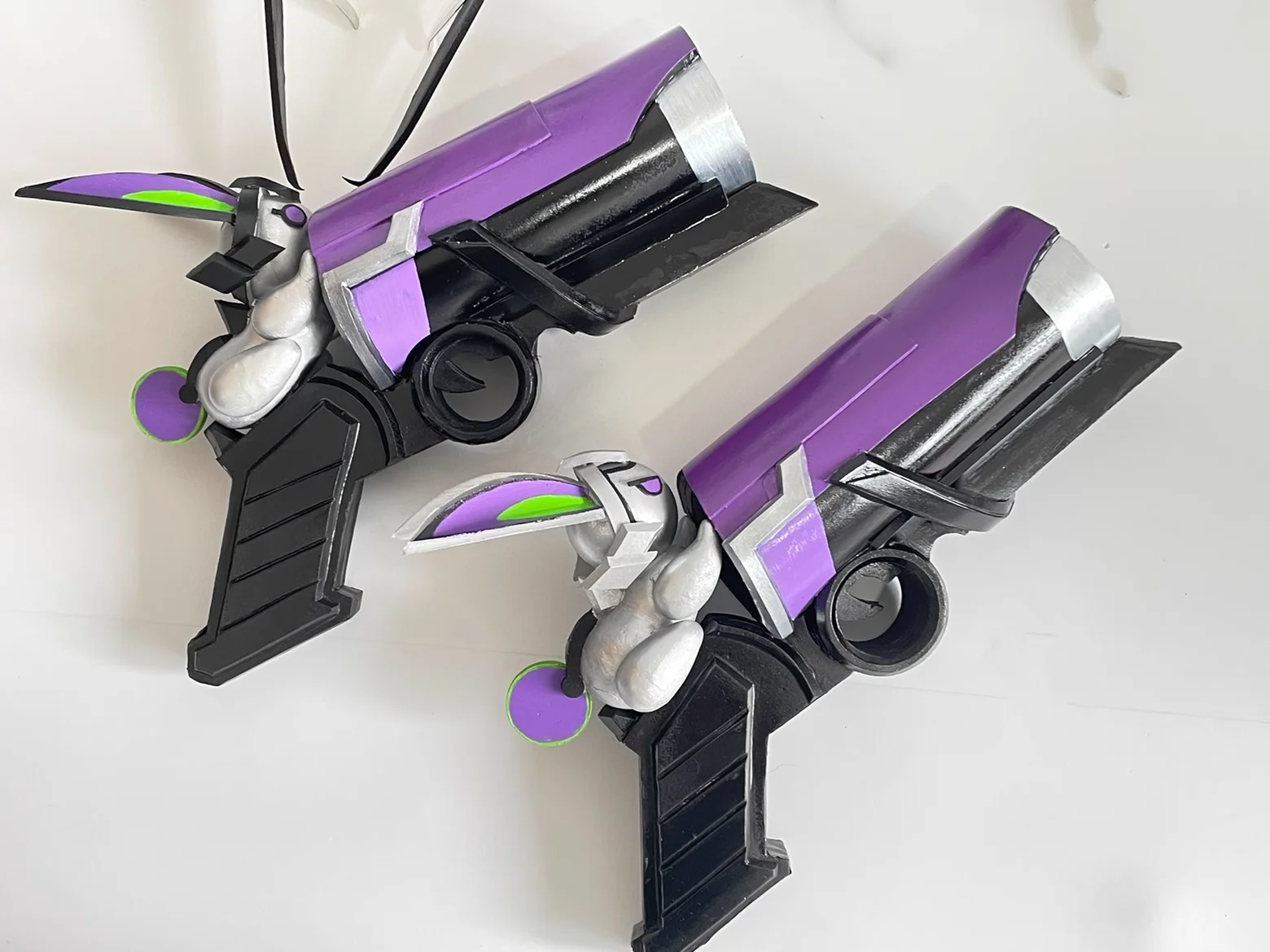 Irelia H Mağaza Savaş Tavşanı Bayan Servet Silahları silah sahne Cosplay Sahne bayan servet için tavşan silahları