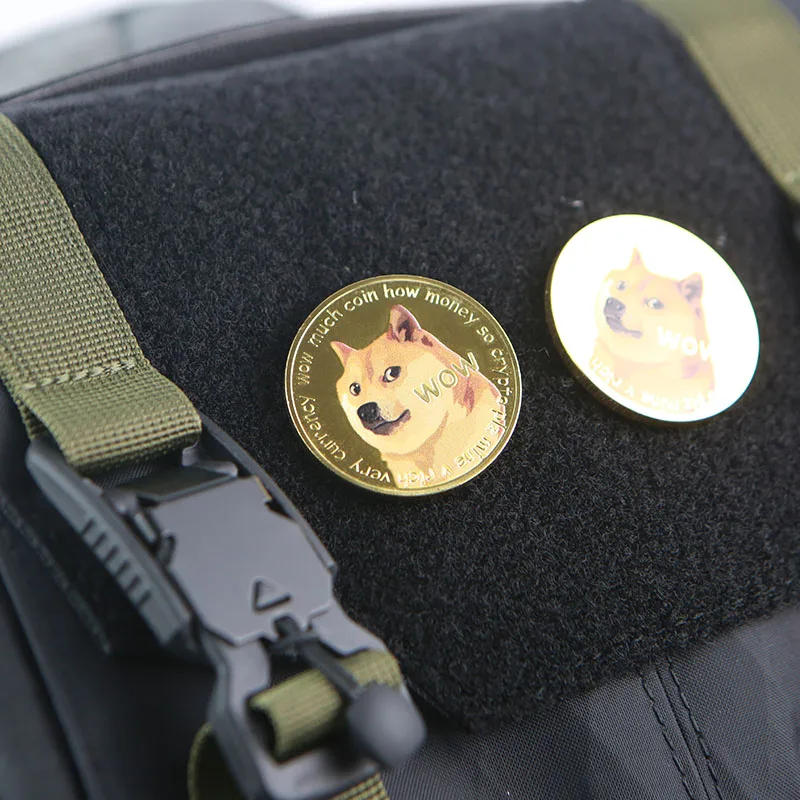 Parche metálico Dogecoin MOLLE – Decoración para chaleco táctico - imagen 5