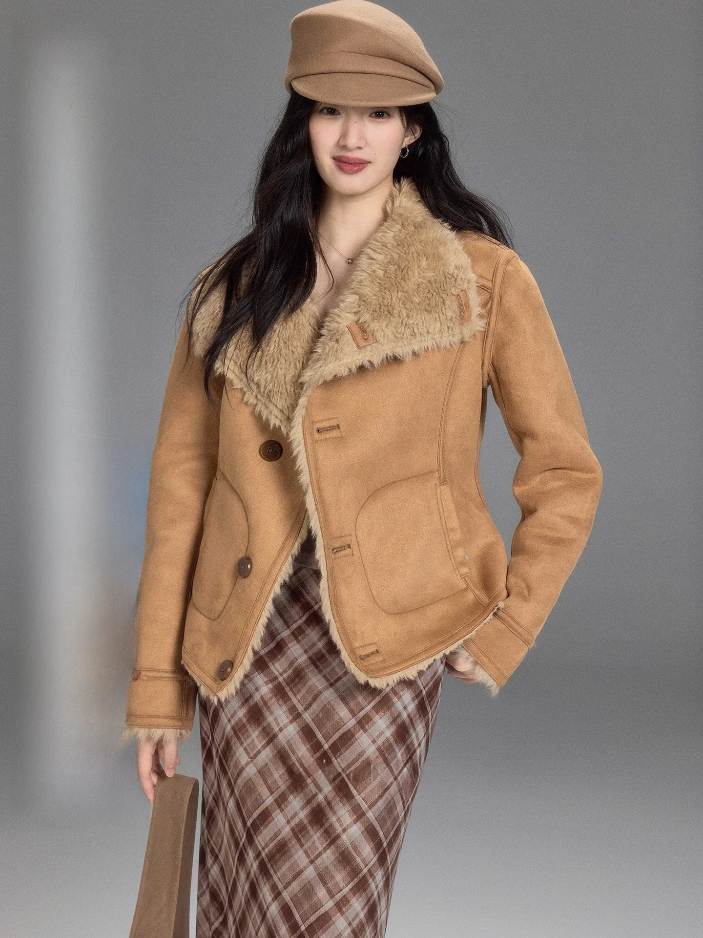 

Женское зимнее теплое двустороннее пальто Erlang Design Chunyu с большим воротником, комбинированное из кожи и меха