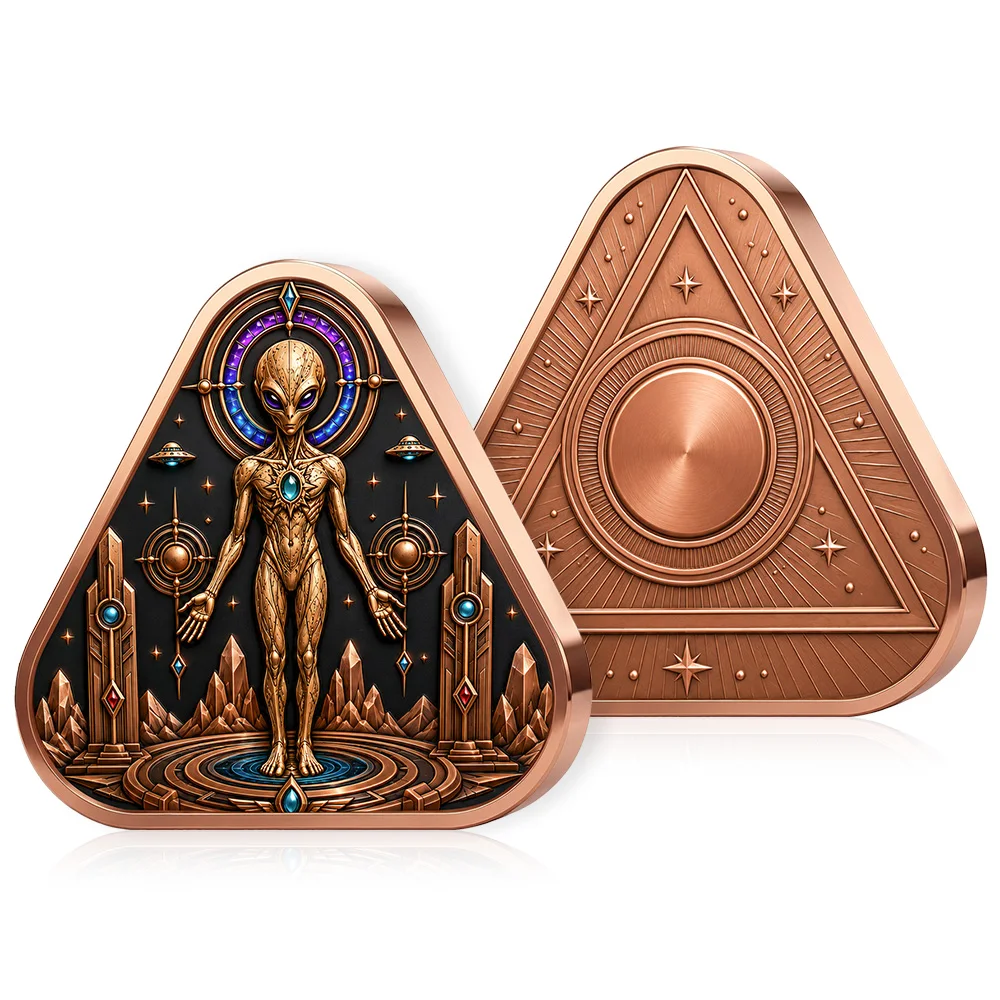 Triangular .999 Fine Copper Alien Medal UFO Space Theme Commemorative Coin Collectible Sci‑Fi Decor Souvenir Gift