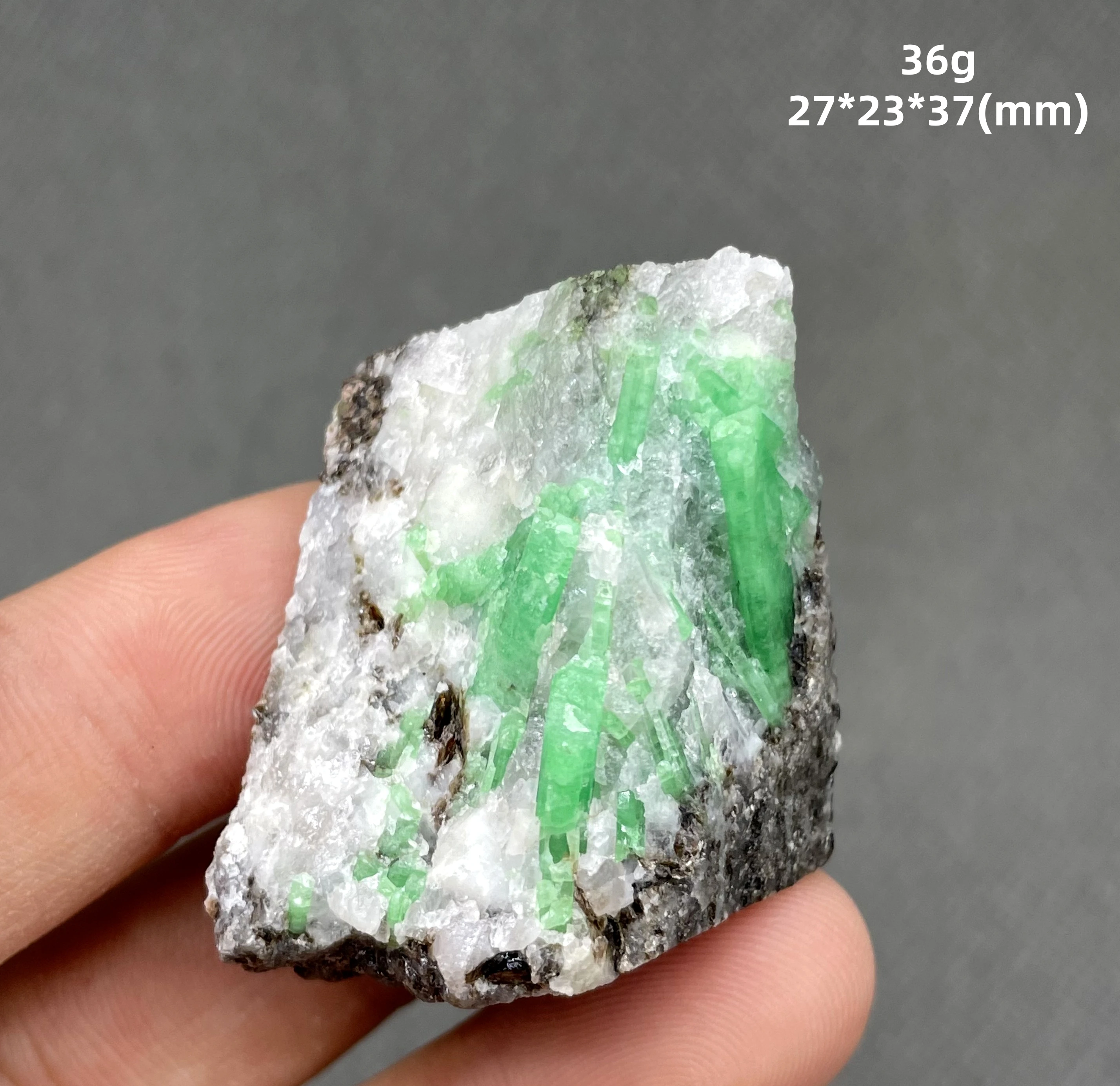 Natürliches Smaragd-Mineralkristall-Exemplar, Heilquarz aus China (Kristalle und Steine, Quarzkristallsteine)