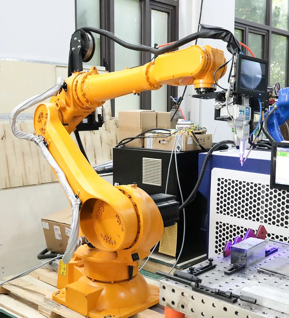 ESTUN Popular 6 Axis China Frame CNC Arc Tig Welding Robot Machine for Spot Welding and Fiber Laser Welding Machine