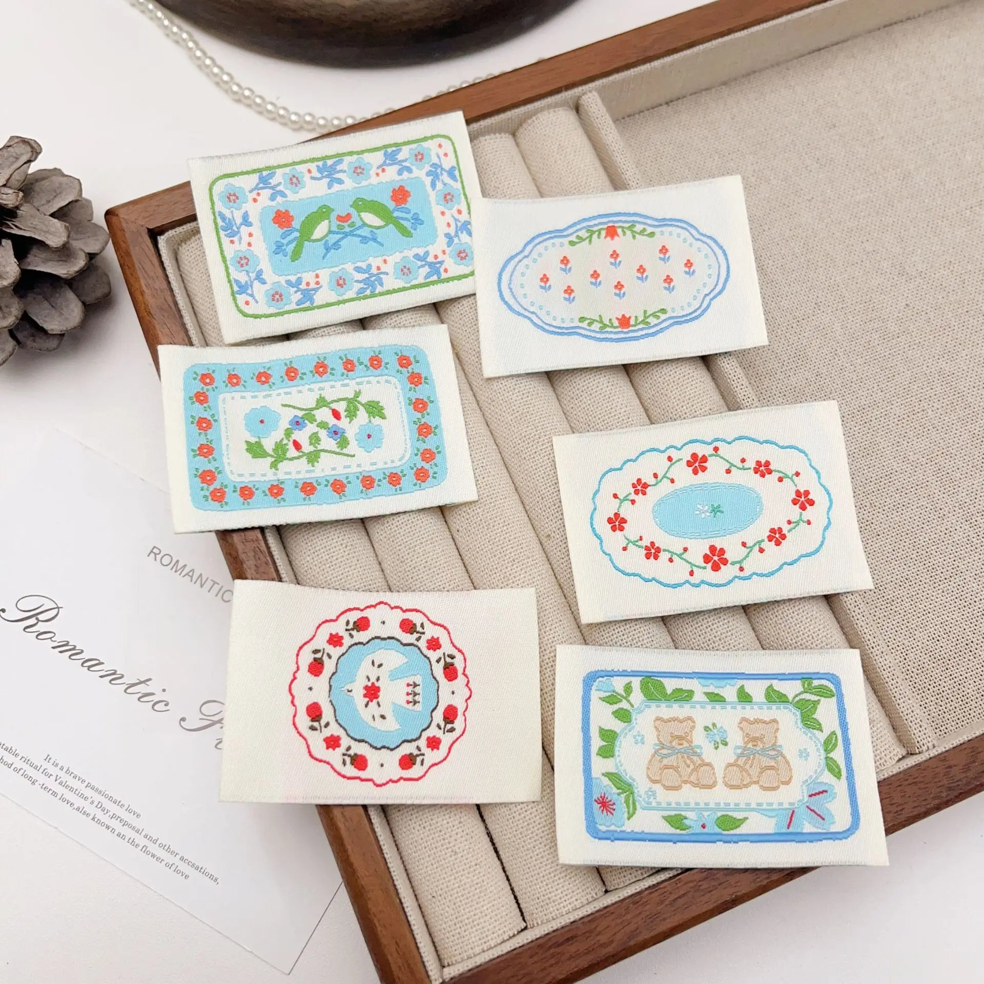 Elegant Chinese-Style Courtyard-Theme Fabric Labels for DIY Clothing Bags Socks & Hair Accessories Copyrighted Design