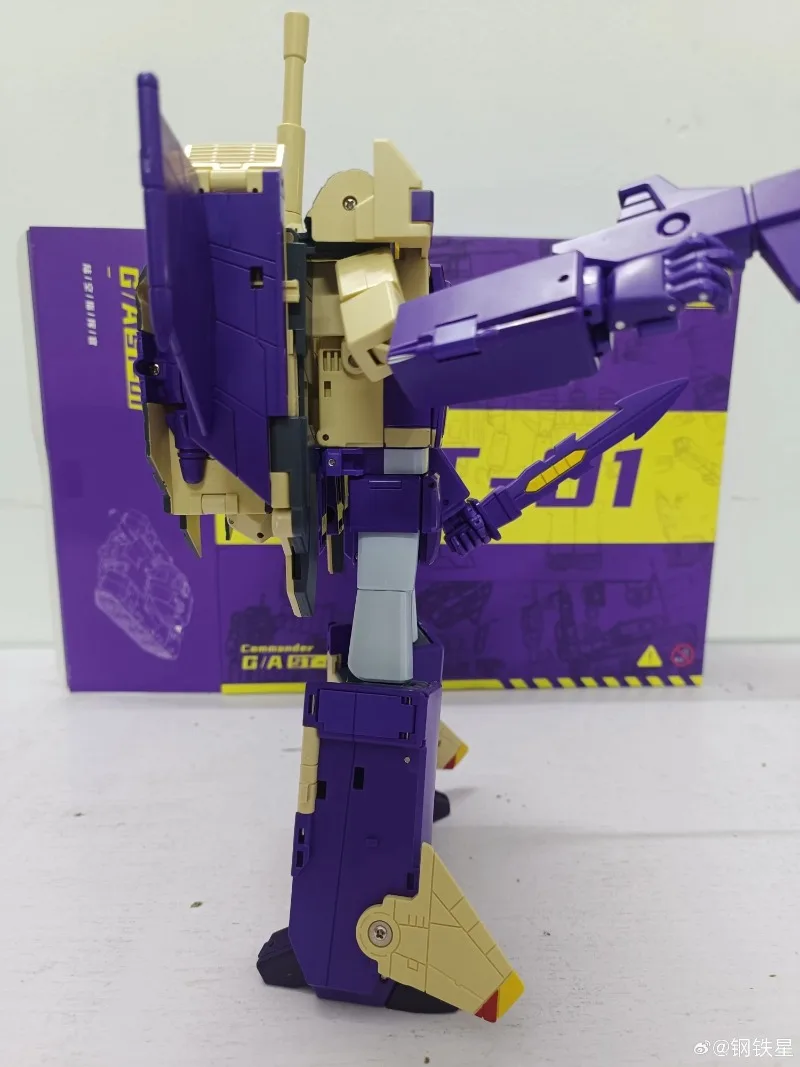 【2.0 VER IN STOCK NOW】Transformation Star Toys ST-01 ST01 Blitzwing Three Forms Aircraft Tank GA Conmander G1 Action Figure