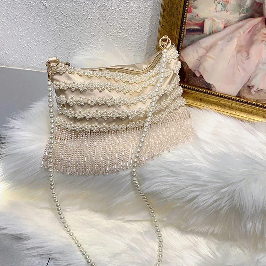Retro Elegant Evening Party Bag Handmade Beaded Flowing Tassels with Glittering Diamond Shoulder Crossbody Bag Wedding Clutch