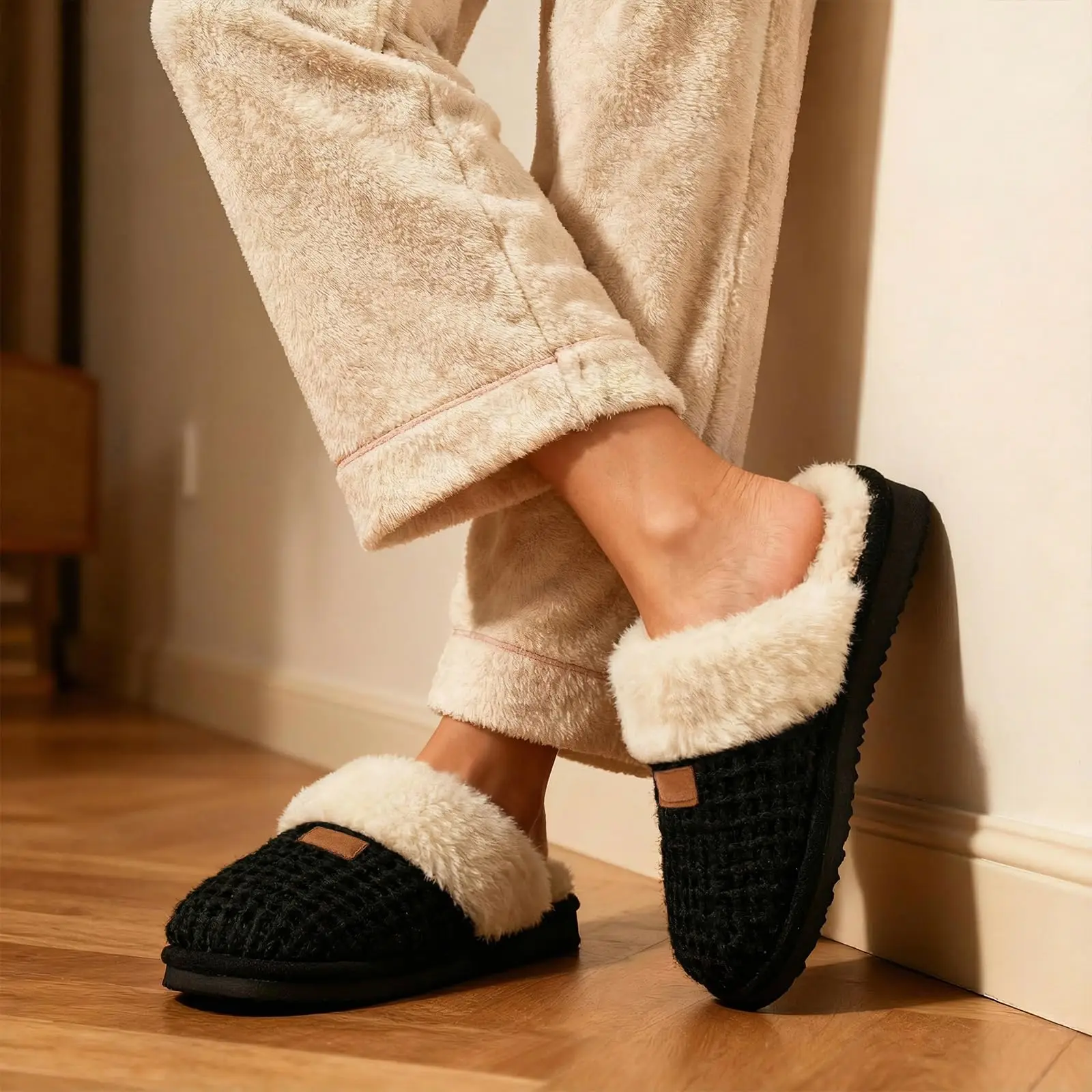 Comwarm Hausschuhe mit Kunstfellfutter für Damen, weiche, flauschige Innenhausschuhe, flauschig warme, bequeme Damenhausschuhe mit Memory-Schaum. – Detail 6