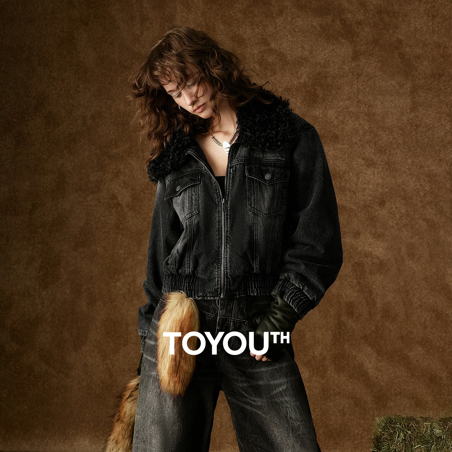 TOYOUTH Women's Denim Cotton-Padded Jacket 2026 Winter New Faux Shearling Collar Coat