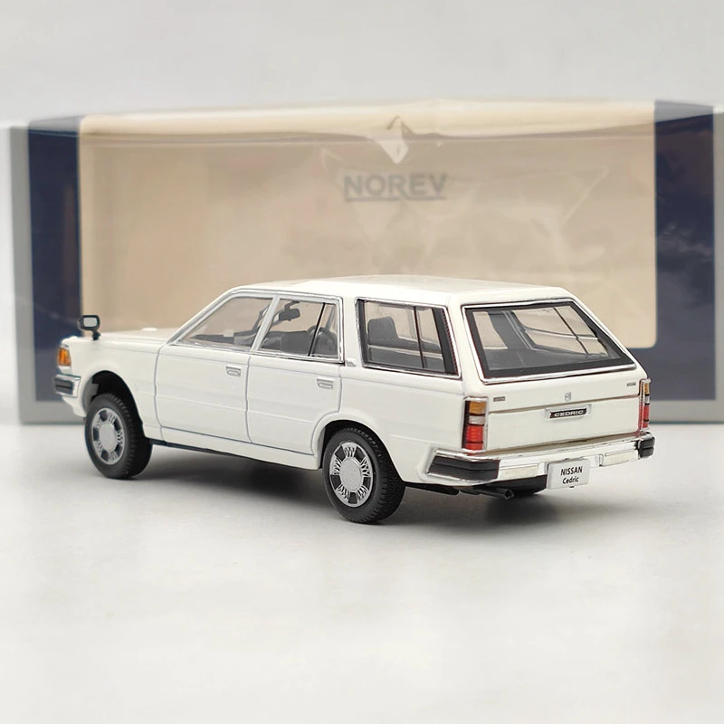 Norev 1/43 N~SAN CEDRIC VAN Deluxe 1995 - white Diecast Models Car Collection