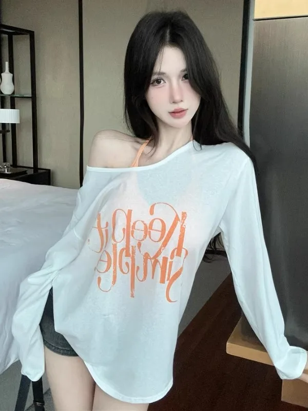 

Fall New Korean Style Long Sleeve Printed Neck Hanging Strap T-Shirt Women's Slimming Top And Bottom Set Fashionable Outfit