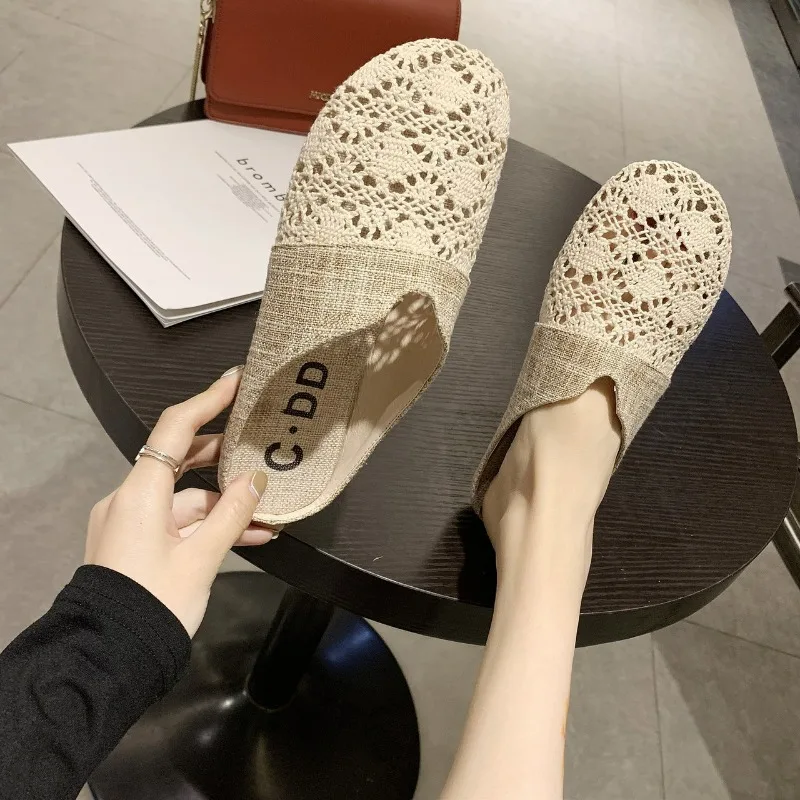 

Women's High Quality Flat Hollow Slipper Summer Outdoor Air Sandals 2024 New Fashion Low Heel Flat Lazy Shoes Zapatos Mujer 41