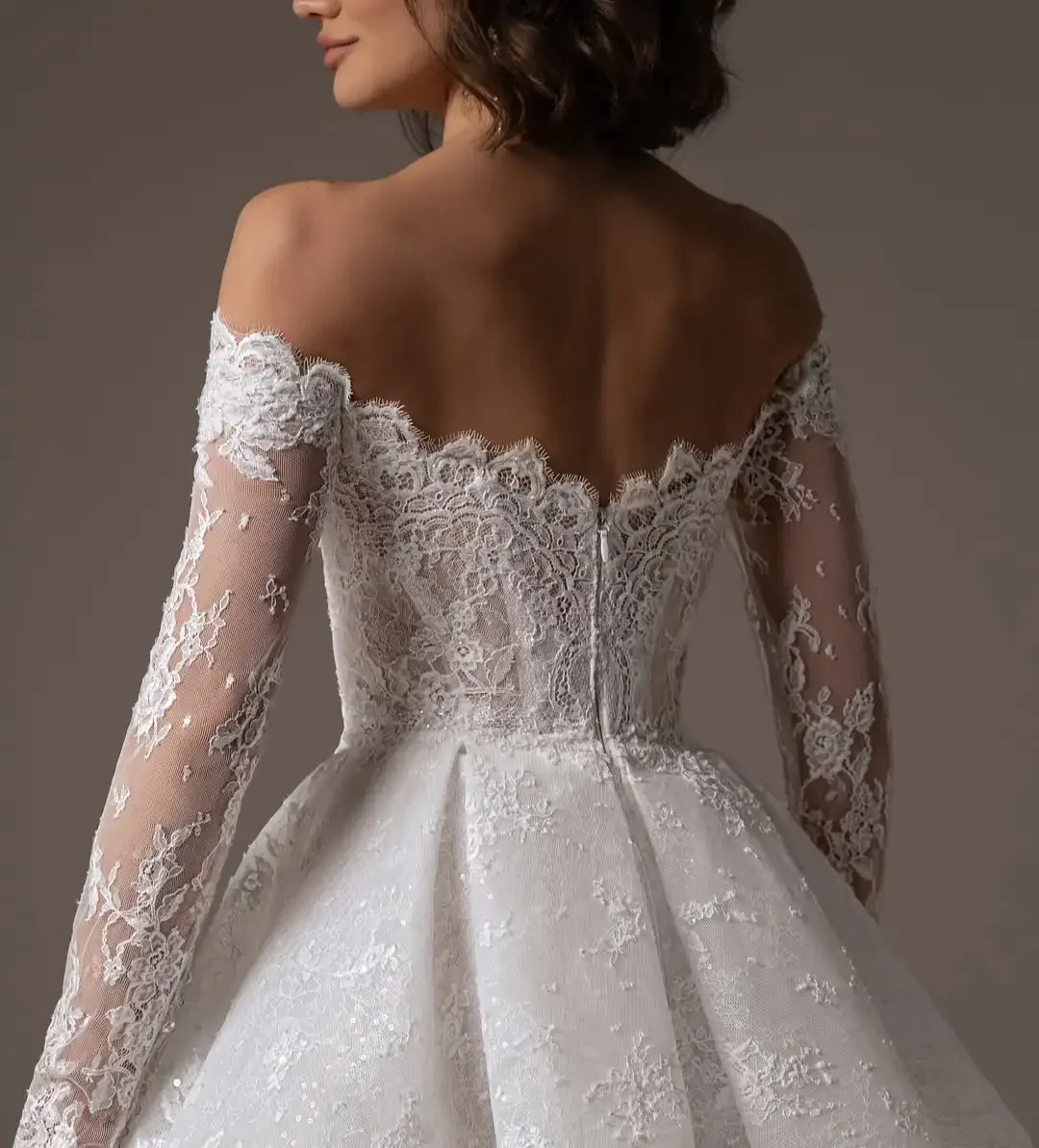 High Quality Lace Short Wedding Gown Bridal Shower Dress Long Sleeves Charming Bridal Dress Party Dresses Customized