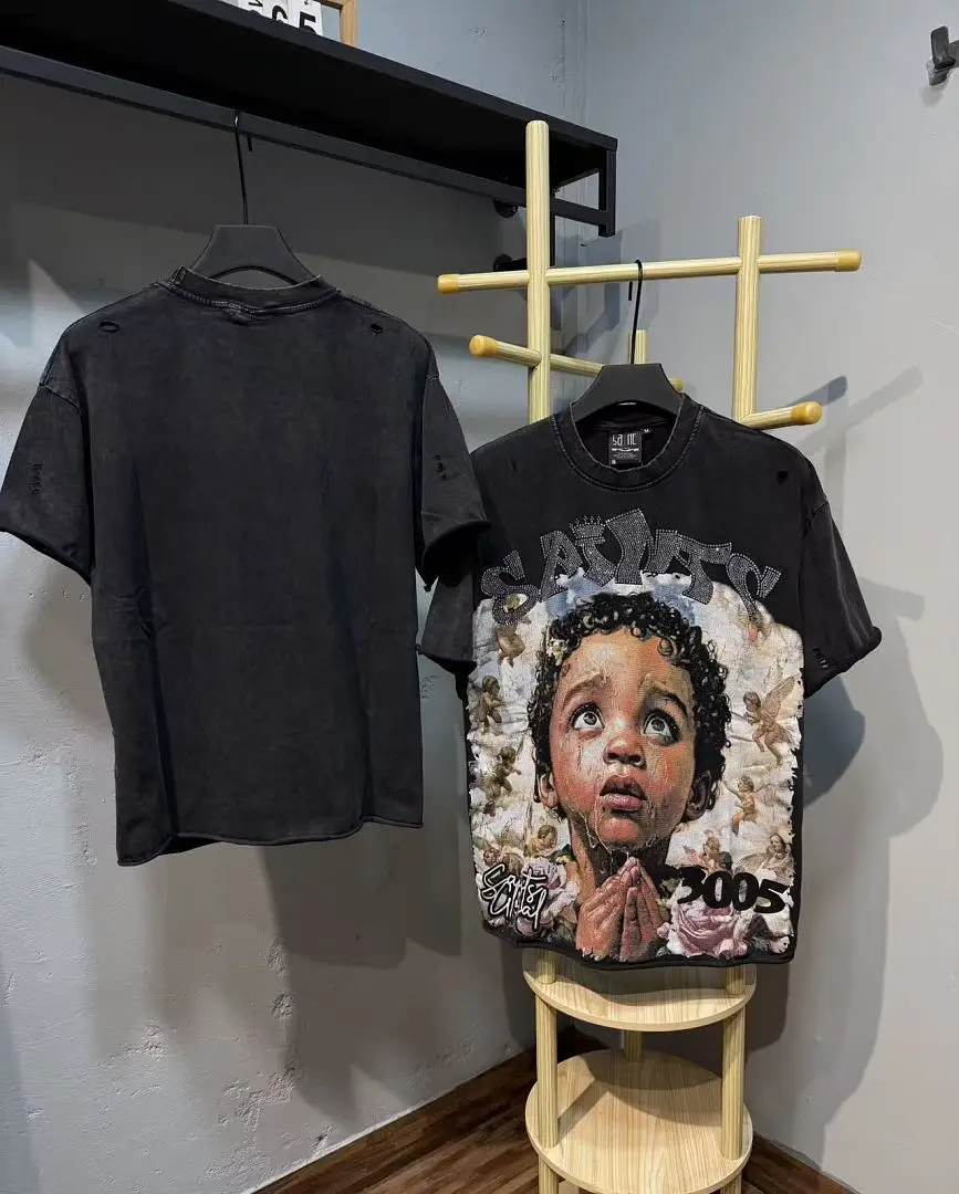 Nice Washed Saint Global Rhinestone Letter Praying Baby Graphic T-Shirt Gothic Streetwear Distressed Loose Short Sleeve Tee