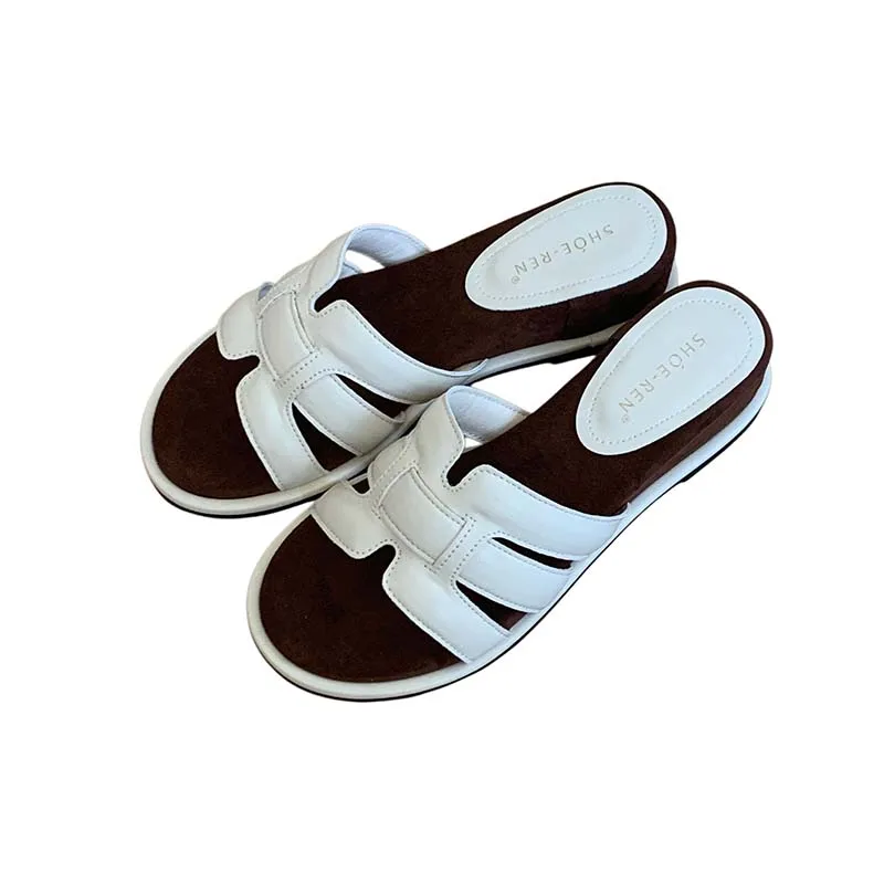 sandali-da-donna-ciabatte-piatte-nere-infradito-estive-scarpe-da-spiaggia-con-decorazione-metallica-marrone