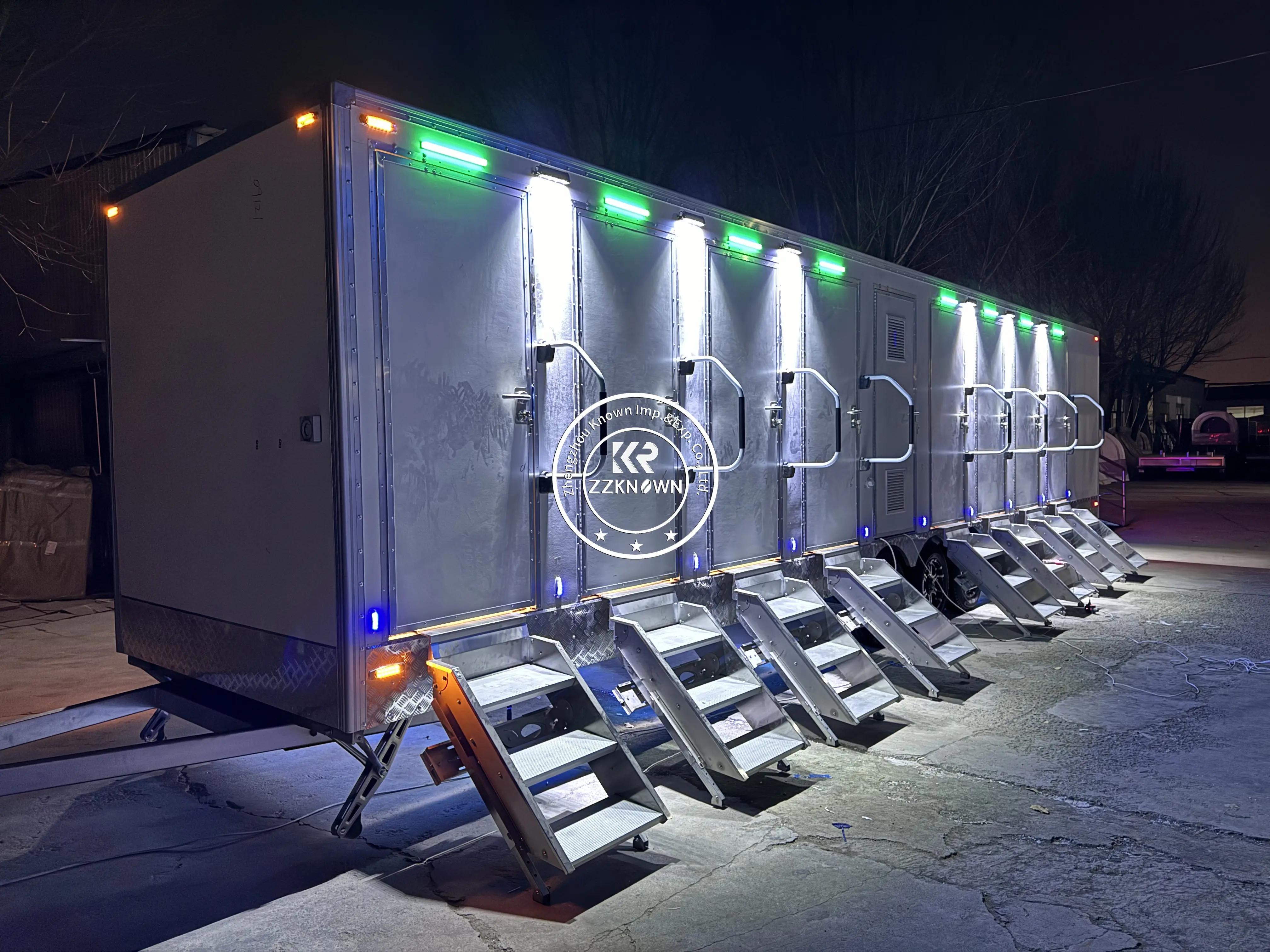 Trailer Toilet Luar Ruangan Toilet Besar Rumah Portabel Trailer Toilet Luar Ruangan Berkemah Sementara