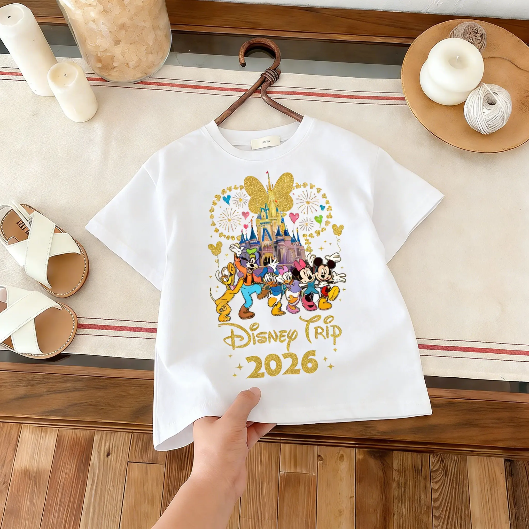 

Винтажная футболка с рисунком Disney 2026 для мужчин, женщин и детей, футболка с Микки, Минни и Дональдом, хлопковые топы с короткими рукавами, повседневные семейные футболки с героями мультфильмов