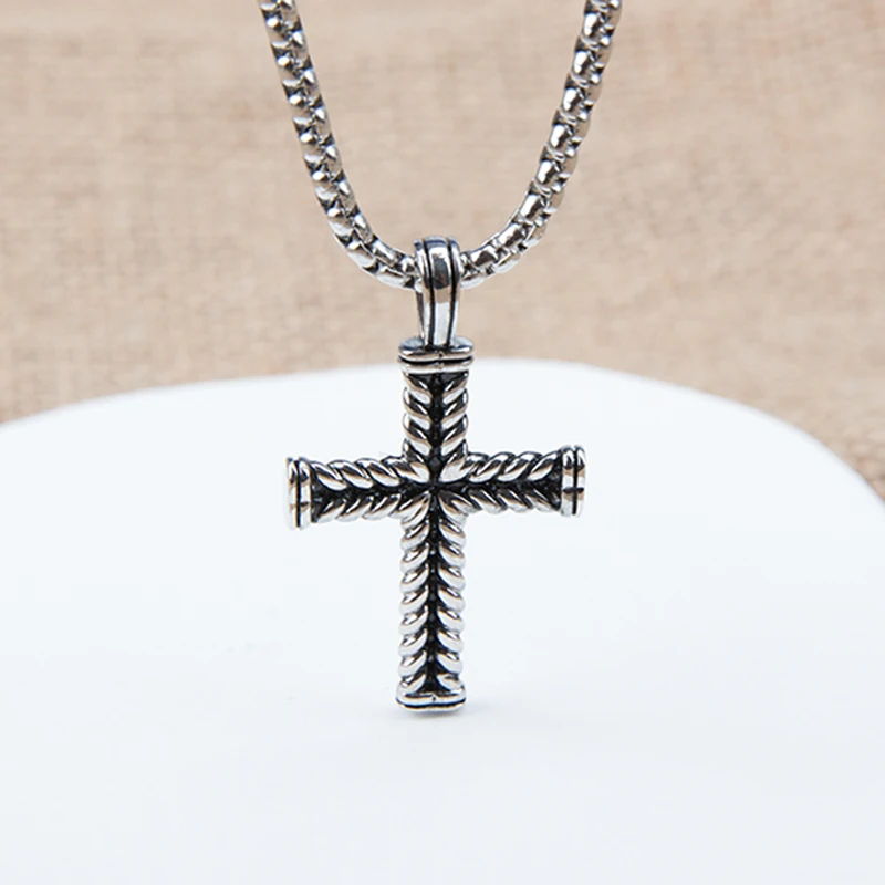 

Cross Pendant Classic Fashion Long Chain 3mm Necklace Men Women Punk Jewelry Chain Diamond Pendant 50cm