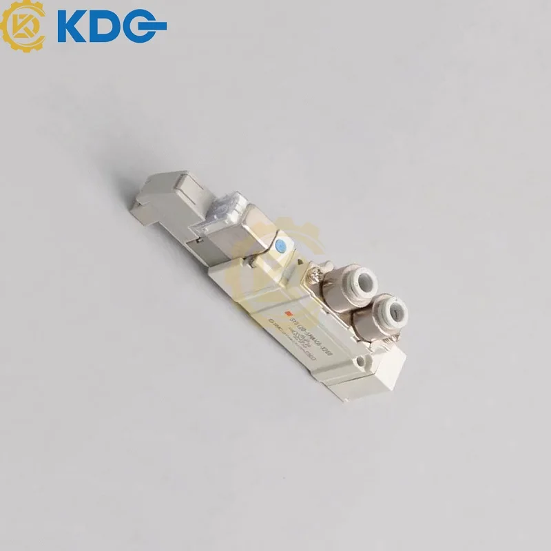 

SY5120-5FU-C6-X268 original and new SMC Solenoid valve for Roland 700 printing machine