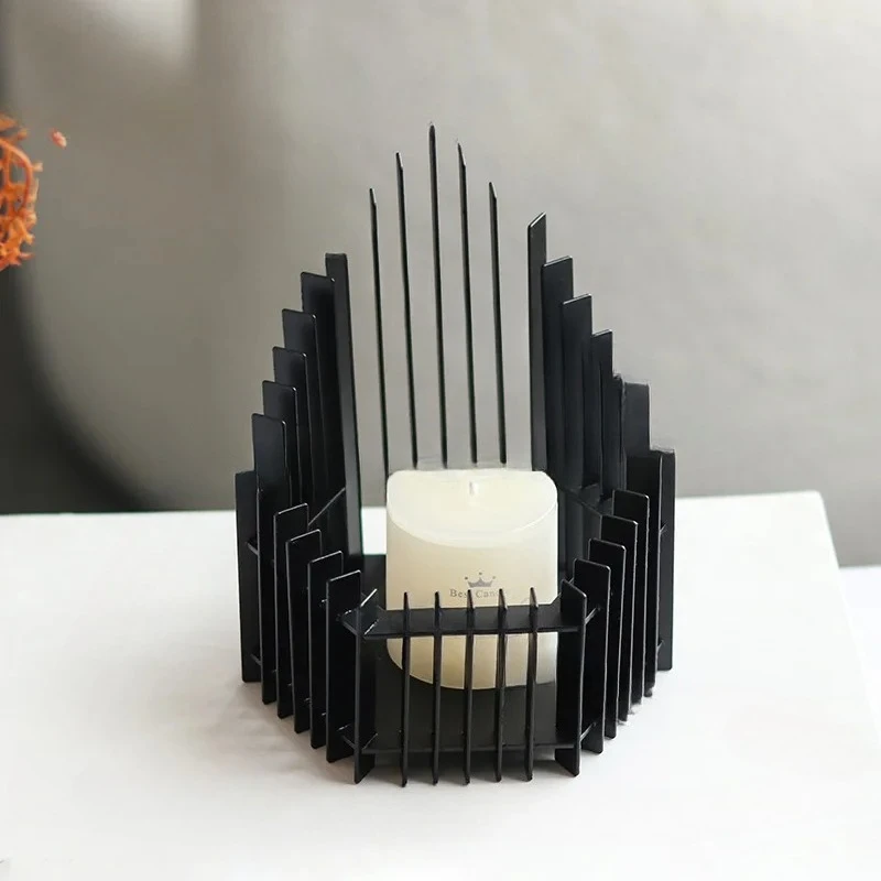 Minimalist Candlestick Ornament European Creative Light Luxury Metal Grille Art Candlestick Model House Soft Decoration