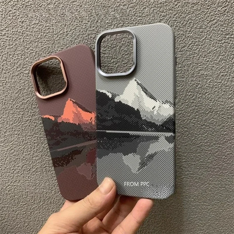 Mountain Print Carbon Relief Fall für iPhone 17 16 Pro Max 15 Magnetische Drahtlose Für Magsafe Harte PC Objektiv Rahmen Telefon Shell Funda