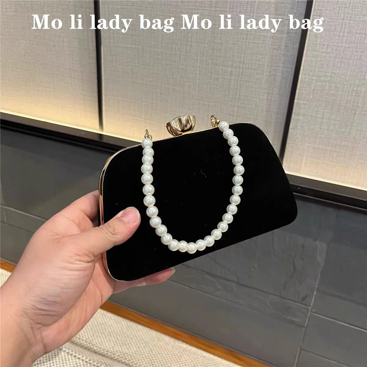 

Luxury Velvet Square Bag Women Elegant Handbag Pearl Beading Evening Bag Dinner Party Clutch Purse Female Shoulder Crossbody Bag