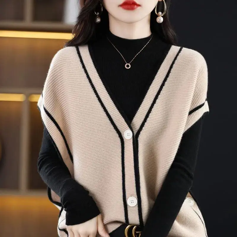 Autumn and Winter New French Tank Top Women\'s Style V-neck Contrast Sleeveless Sweater Tank Top Loose Versatile Knit Top