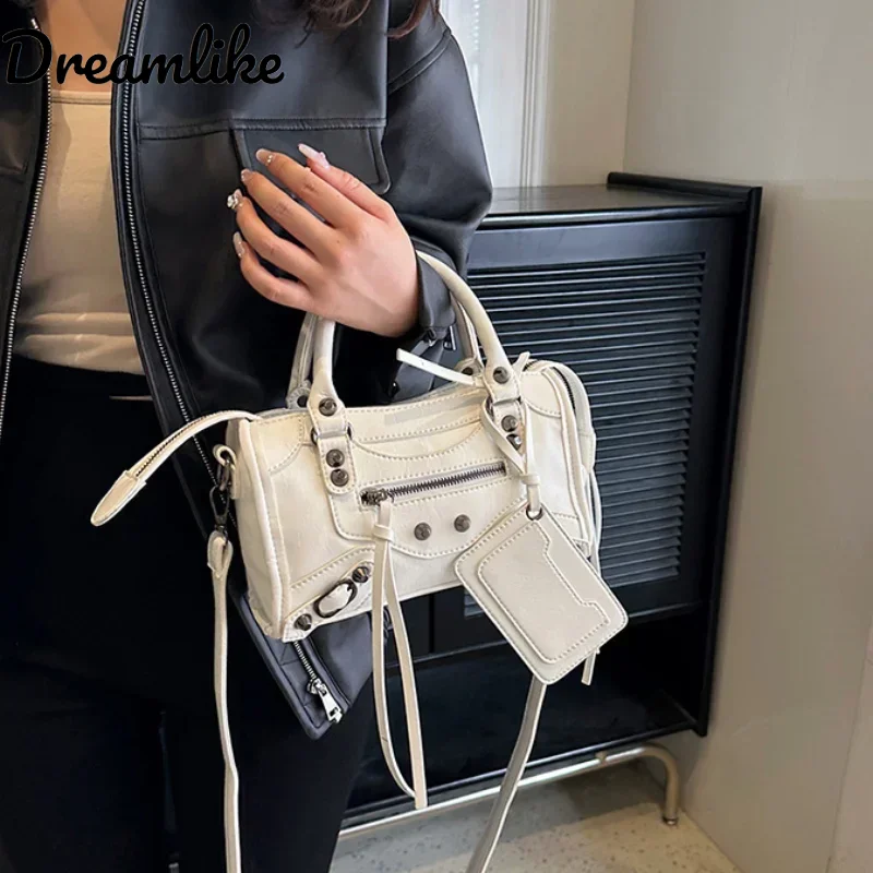 

Fashion Rivets Large Capacity Pillow Bag Bowling Motorcycle Handbag Single Shoulder Crossbody Casual Women's Bag