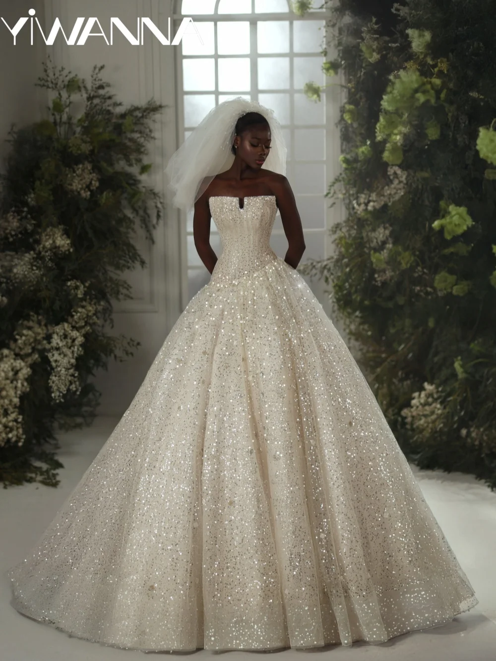 Robe de mariée luxueuse à sequins et perles, classique, sans bretelles, longue jusqu'au sol, robes captivantes personnalisées pour la mariée