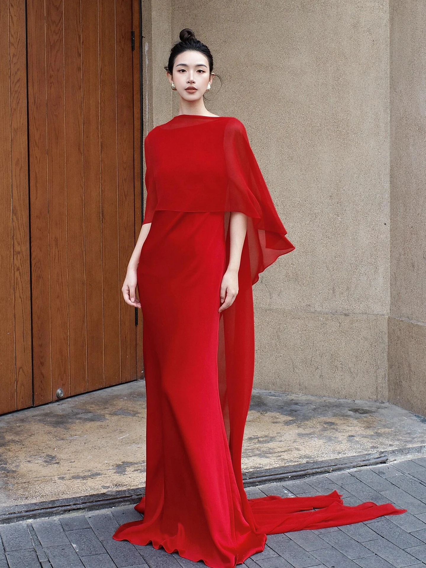 

Новый китайский красный свадебный утренний халат для женщин, вечерний наряд для банкета, встречи, домашнего визита, церемонии