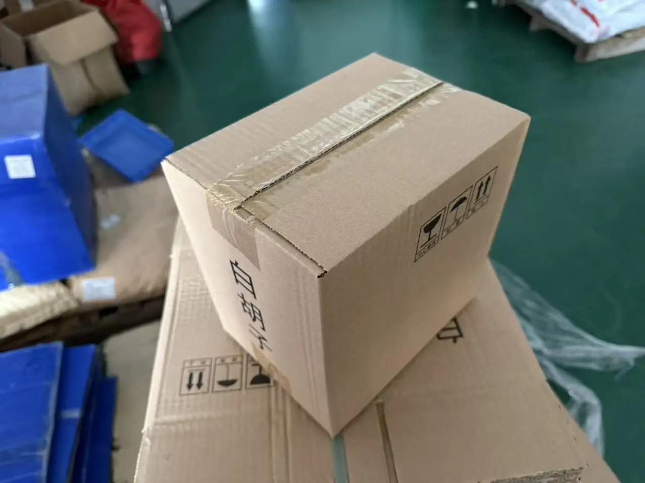 Figurka kolekcjonerska One Piece Anime White Beard Edward Newgate Czterej Cesarze Tiens Luminous Model Zabawka Prezent Urodzinowy