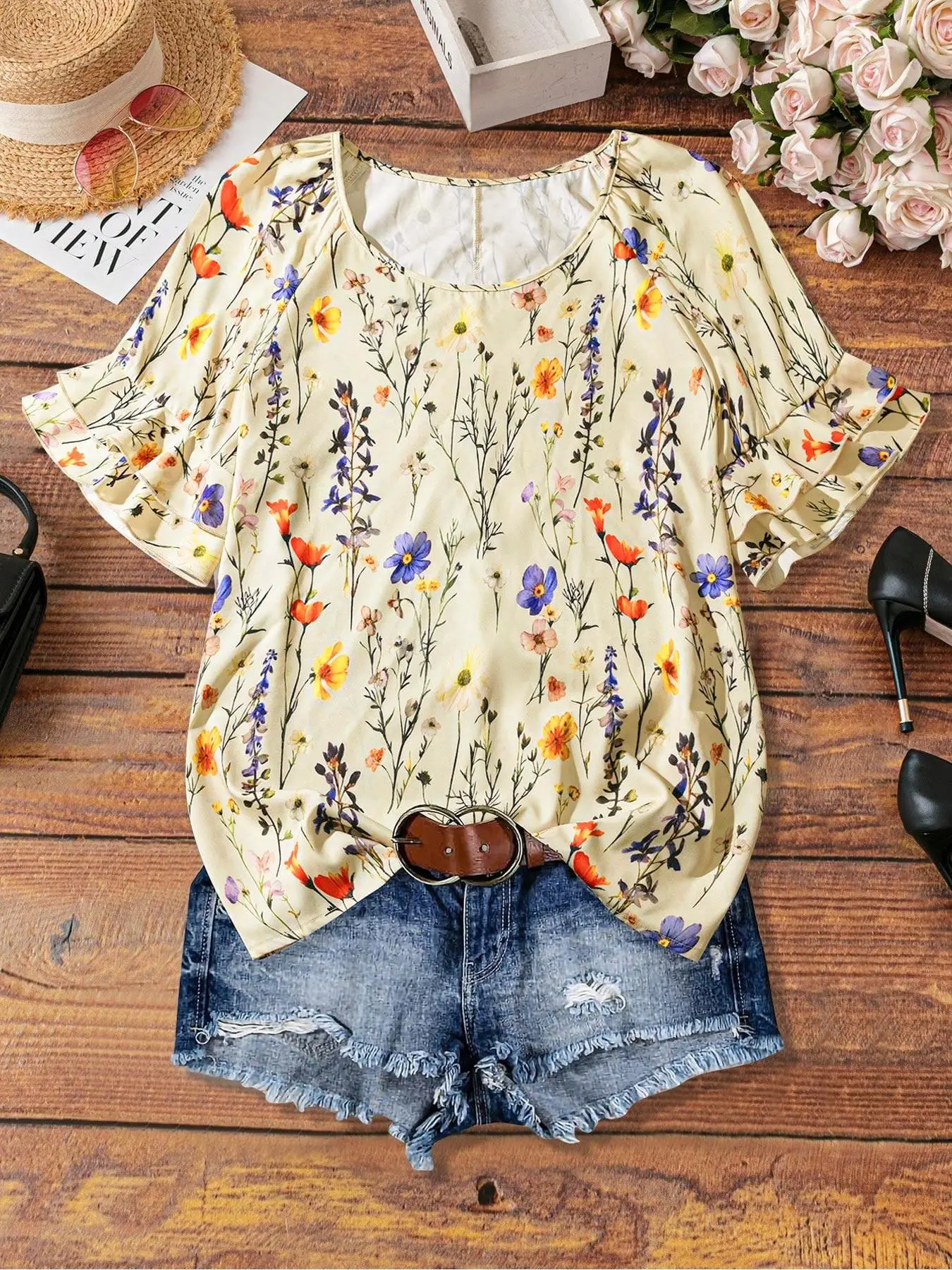 

【Plus Size】 All Over Print Ruffle Layered Sleeve Blouse, Casual Short Sleeve Round Neck Top for Daily Wear, Women's Plus Clothin
