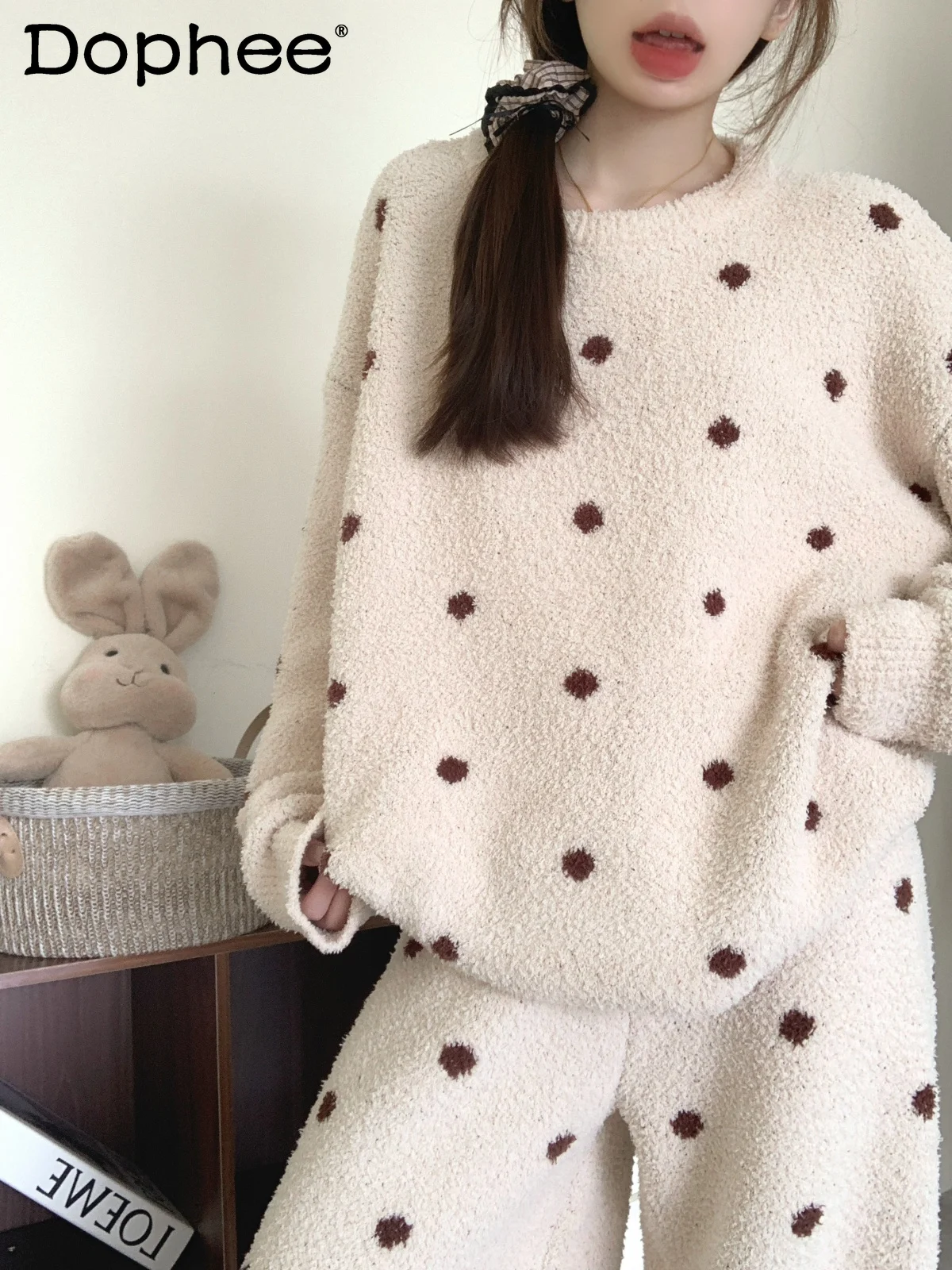 

Autumn Winter Korean Style Round Neck Polka Dot Plush Pajamas for Women Thickened and Warm Casual Homewear 2025 New Model