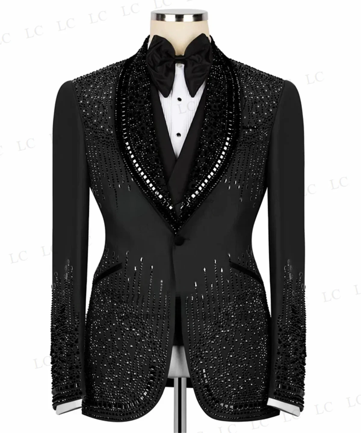 3 Pieces Men Suits Blazer Pants Beads Diamonds Wide Lapel One Button Slim Formal Prom Wedding Groom Custom Plus Size Tailored