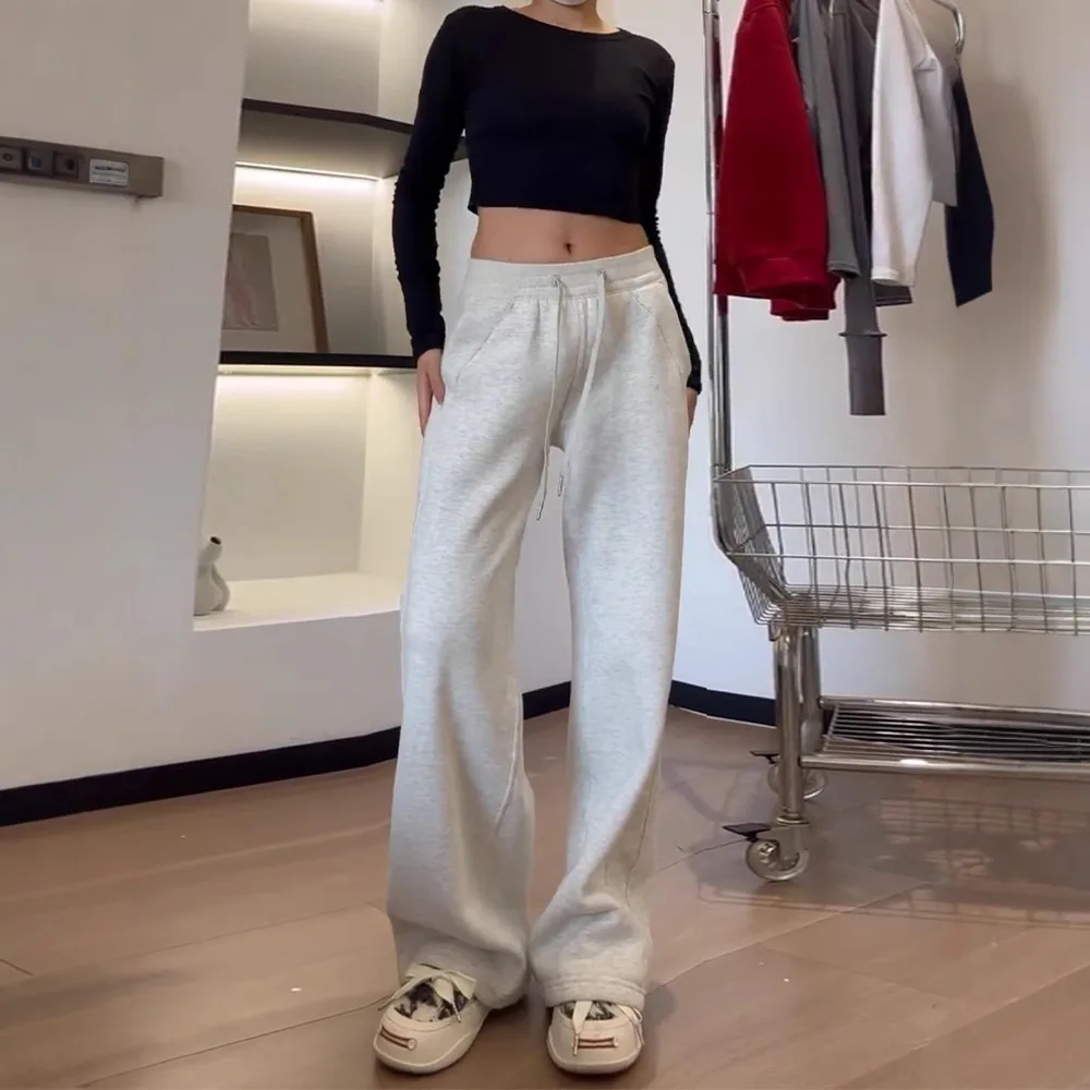 السراويل الرياضية النسائية 2025 الخريف الشتاء المرأة صوف مبطن Sweatpants مستقيم الساق فضفاض سليم المناسب عادية بنطال ذو قصة أرجل واسعة