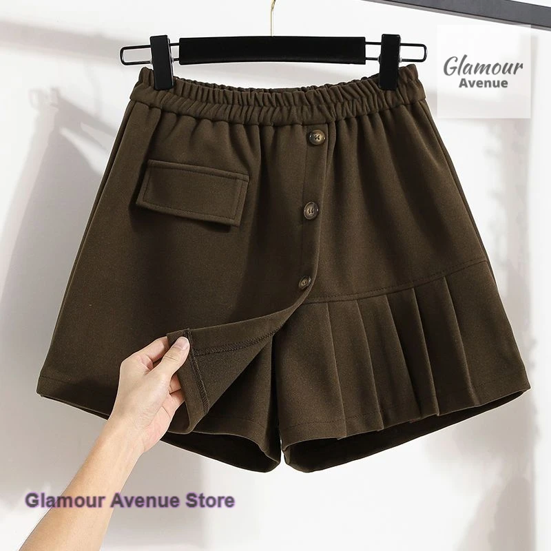 

French plus size women's autumn and winter new fashion temperament loose high waist woolen casual Joker wide leg shorts.