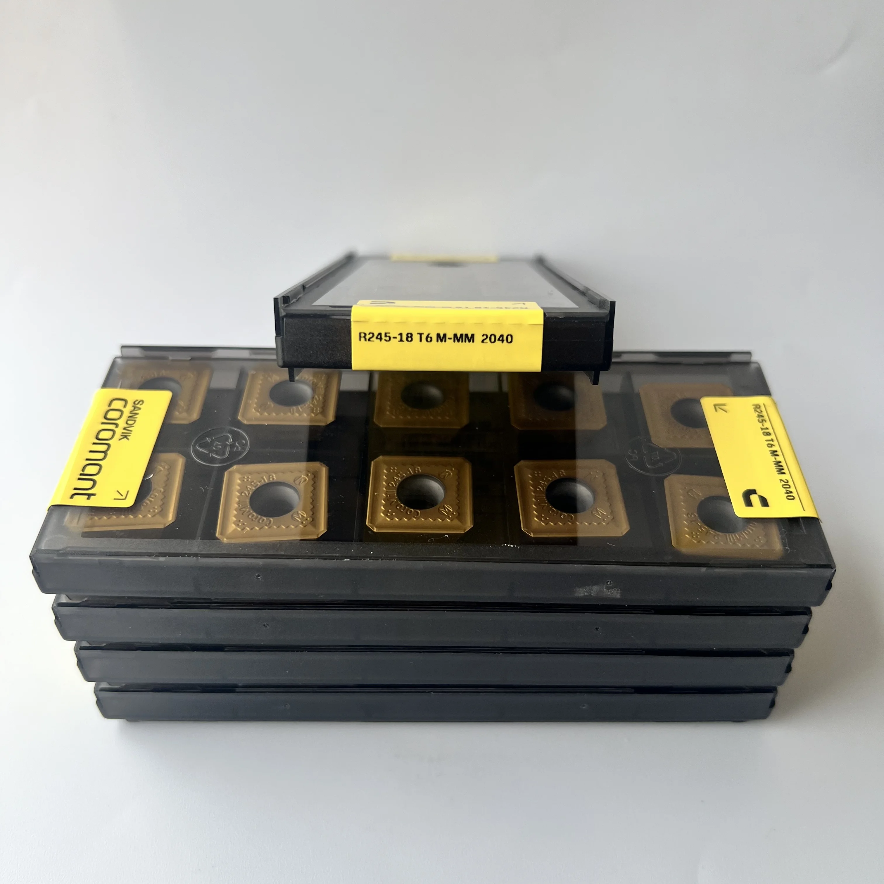 

R245-18T6M-MM 2040 / Original product CNC cemented carbide blade 10 Pcs