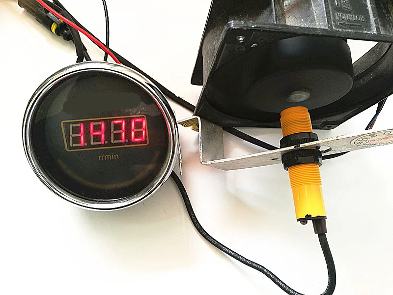 New 12v 24v Diesel Excavator Boat Car Truck Magnetic Induction Tachometer Tach Gauge Hour Meter RPM Guage With Sensor