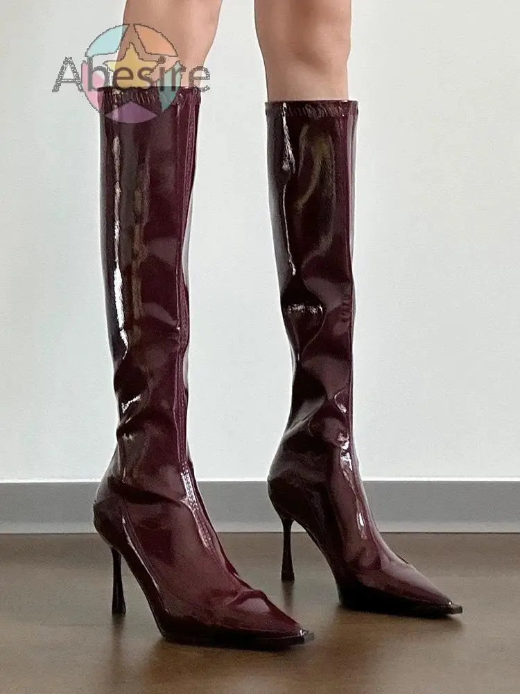 Novo outono inverno feminino vinho vermelho couro envernizado sólido fino stiletto apontou botas de cavaleiro alto design de moda sexy botas longas