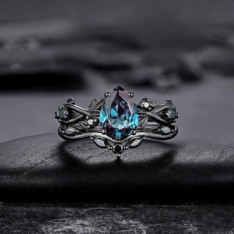 Luxury Gun Black Cubic Zircon Ring Creative Vine Ring Classic Wedding New Dazzling Ladies Accessories Jewelry