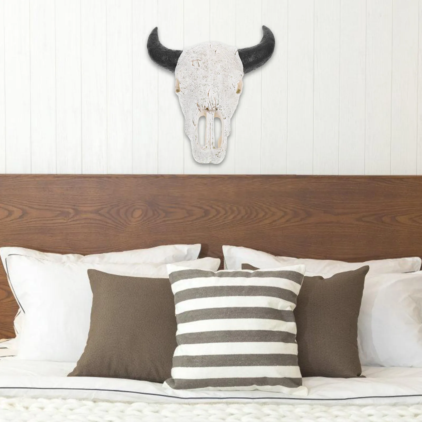 Bull Horn Skull Wall Decor – Realistic Faux Animal Head, Easy Install Wall Mount Decoration for Living Room, Bedroom, Office