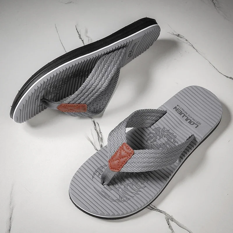 

ELUVA Mens Anti Slip Flip Flops Summer Sandals Lightweight Beach Slippers Comfortable Outdoor Shoes for Men Walking Holiday