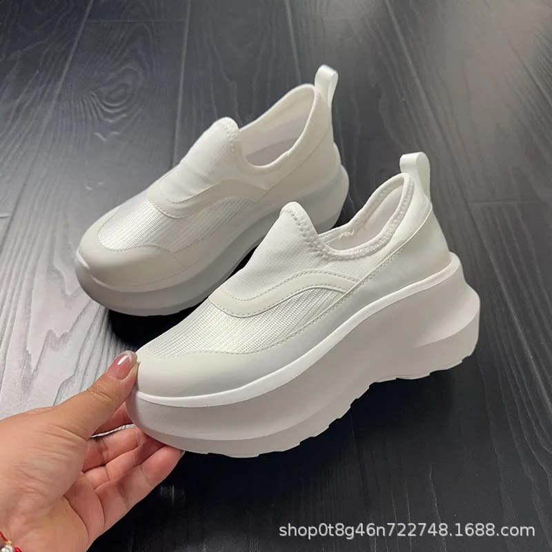 2026 Flying Woven Mesh Sneakers Platform Summer New White Fitness Running Women's Lightweight Shock Absorption Shoes