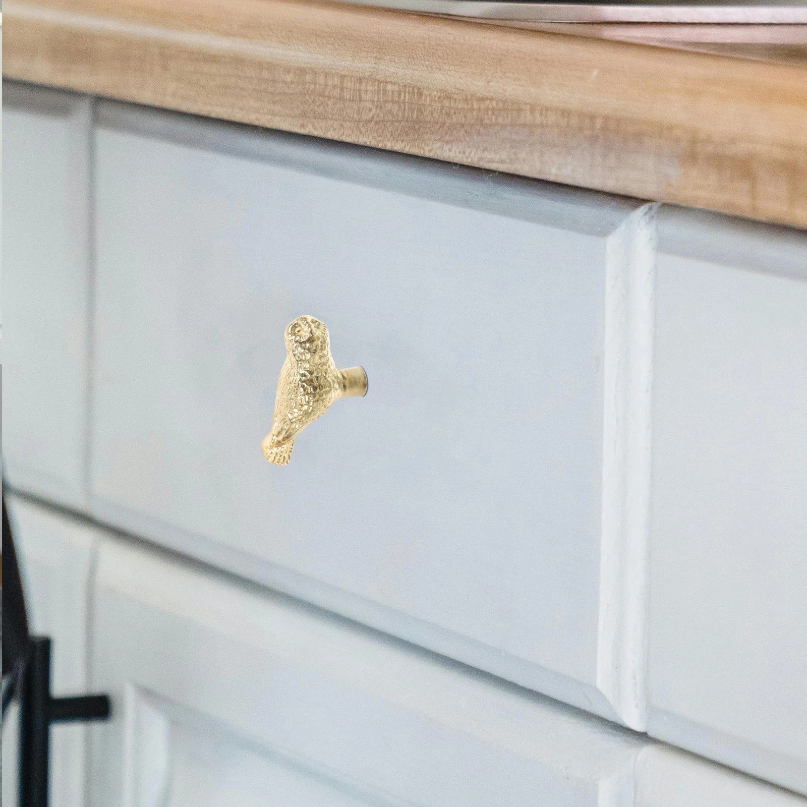

2Pcs Unique Brass Owl Cabinet Handles Vintage Decorative Drawer Pulls for Dressers Kitchen Furniture Hardware Owl Themed Knobs