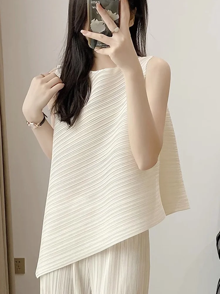 

Loose Fit Casual Style Women's T-shirt Summer Collection round Neck Short Sleeve Elastic Bandage Slimming Color Top