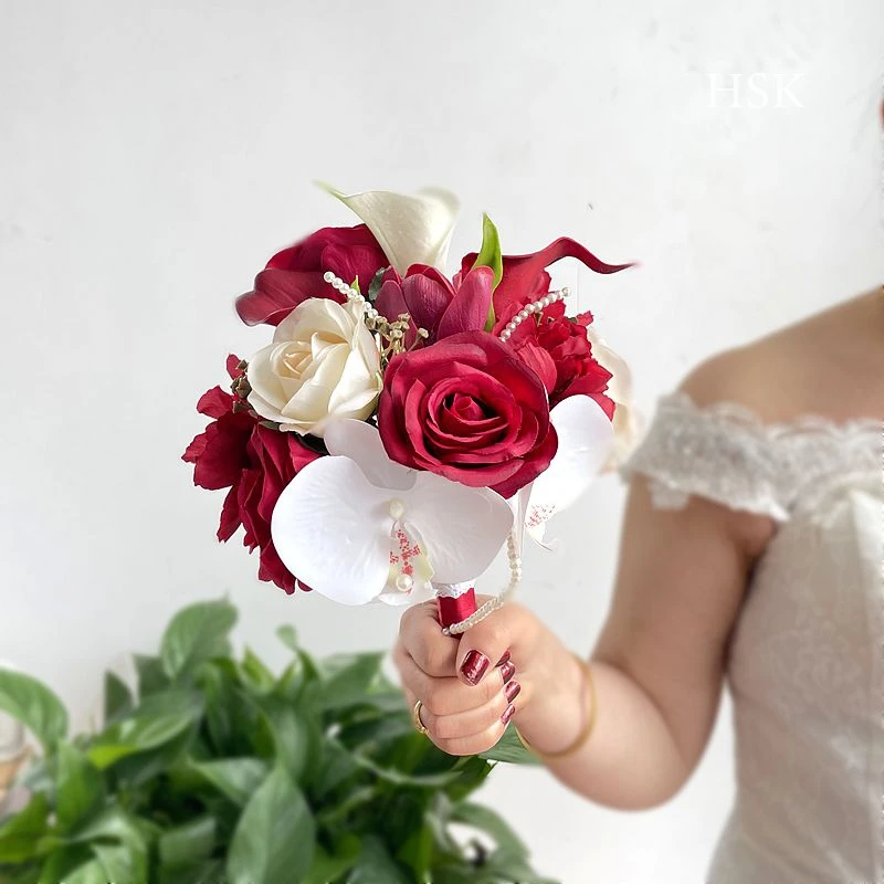 wedding accessories bride Red Roses, White Roses, Phalaenopsis, tulips, calla lilies, the combination of the bride hand bouquet