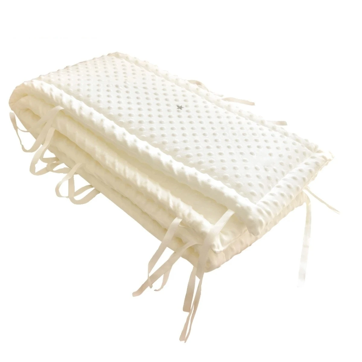 

Детская кроватка разных размеров, утепленные бамперы, цельная подушка для кроватки, защитные подушки для подушек, плетеная подушка